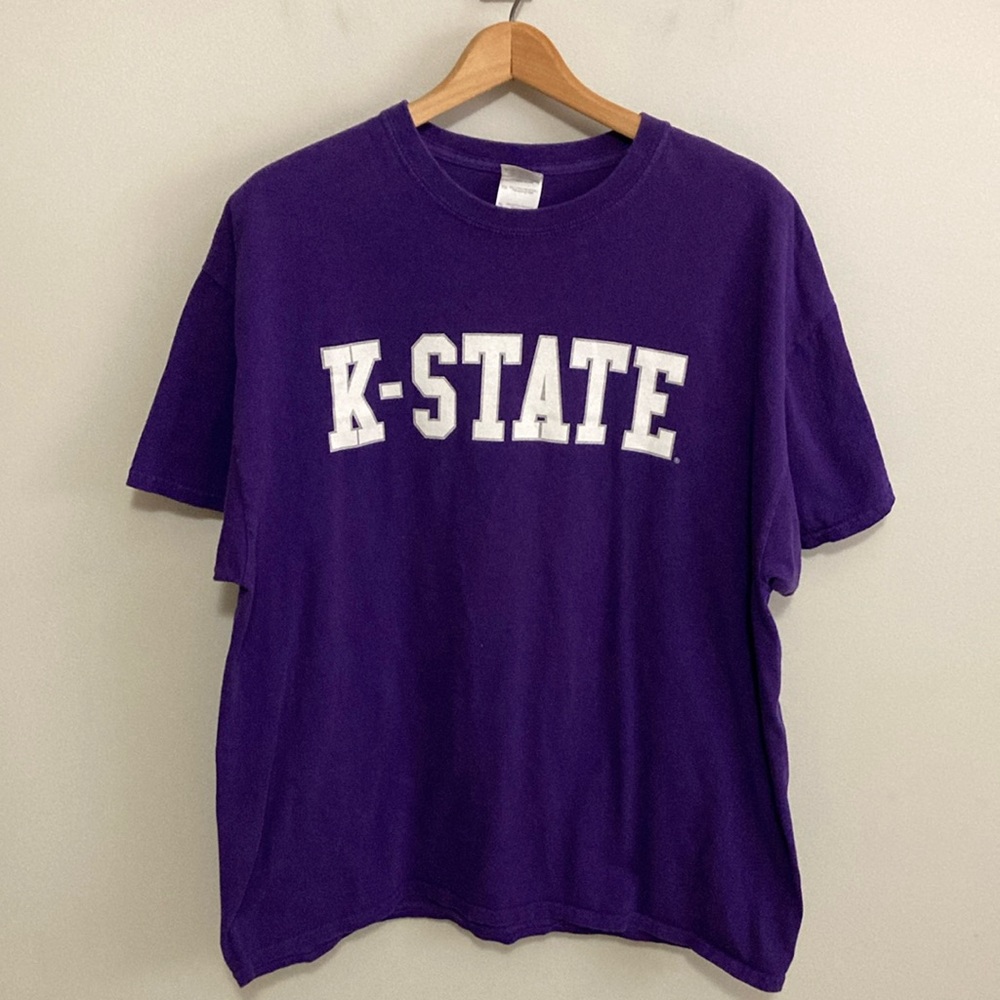 Gildan Purple Short Sleeve Tee with K-STATE Print, Size XL unisex men’s women’s